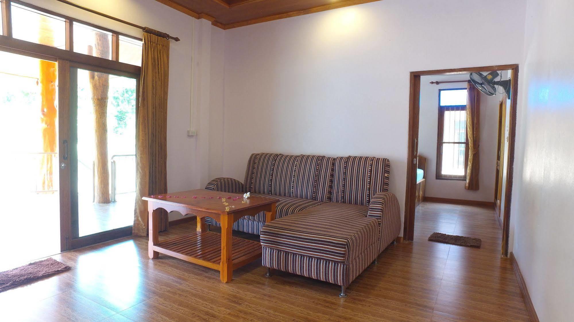 Bor Hin Resort Baan Tai Dış mekan fotoğraf